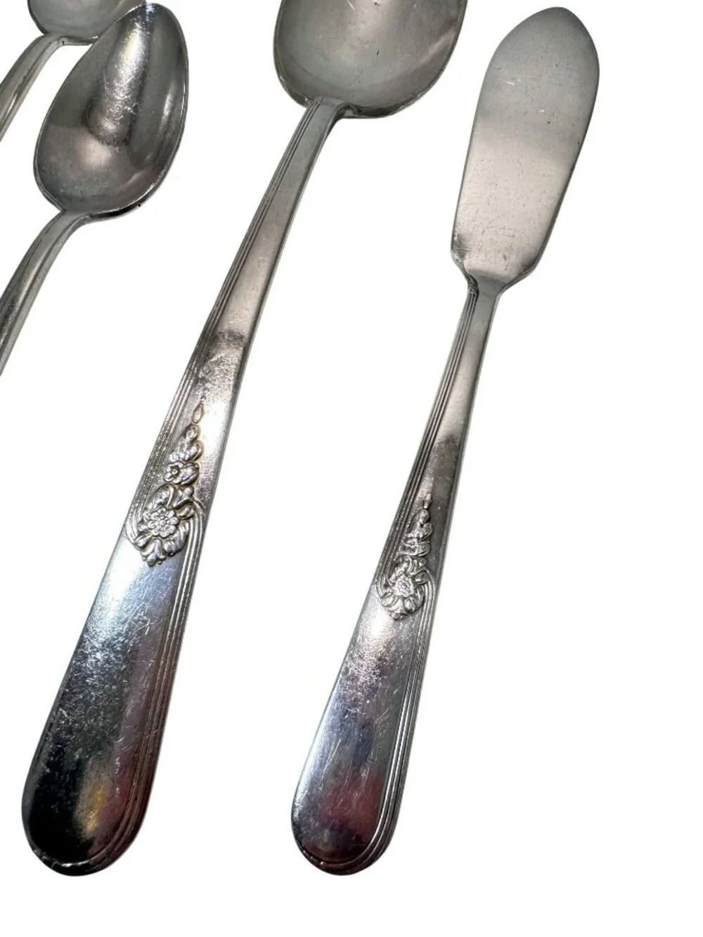 Holmes & Edwards Inlaid IS 1940's Silverware Set Youth Pattern 25 Pcs 6 Settings